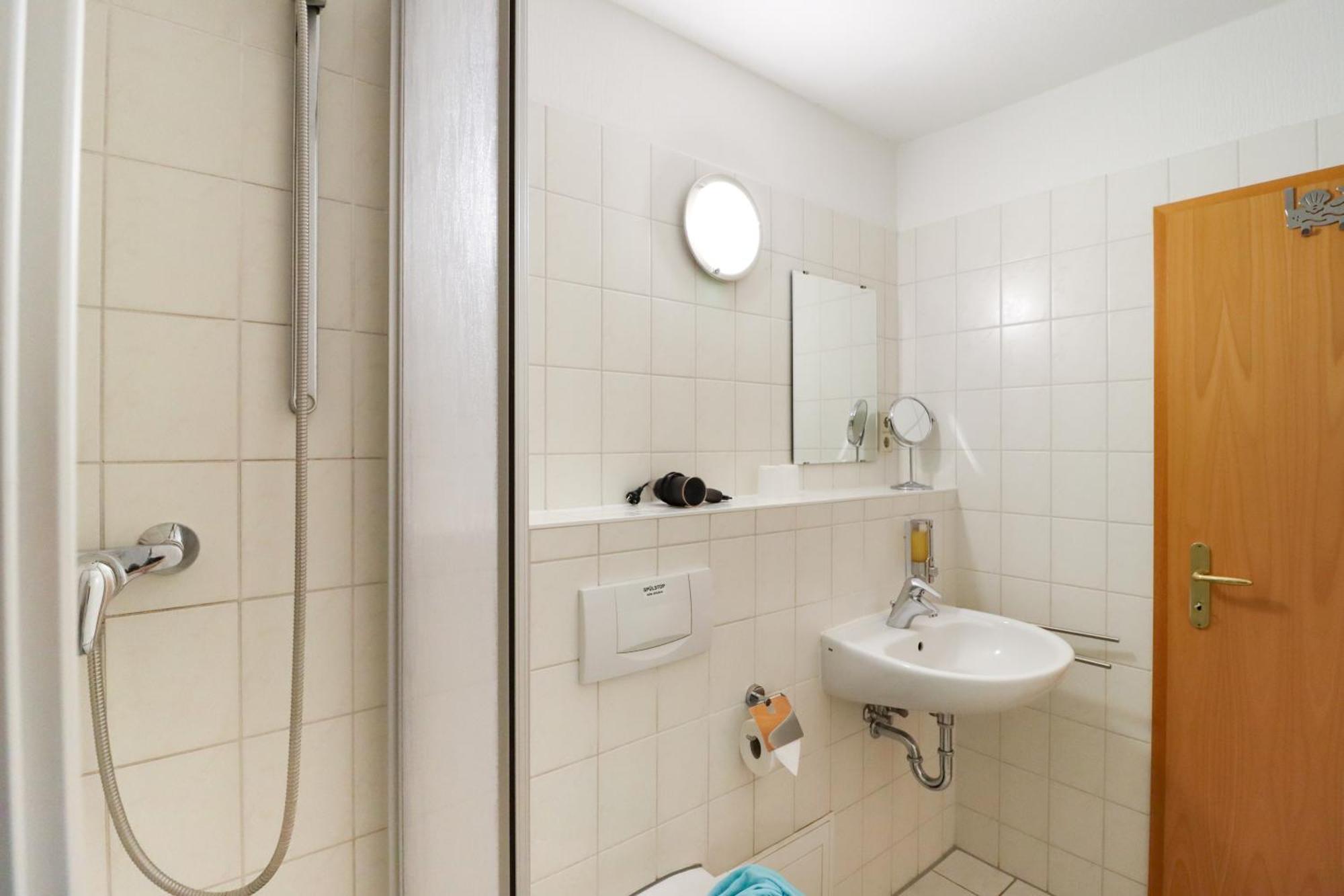 Aparthotel Leuchtfeuer Ruegen Glowe Exteriör bild